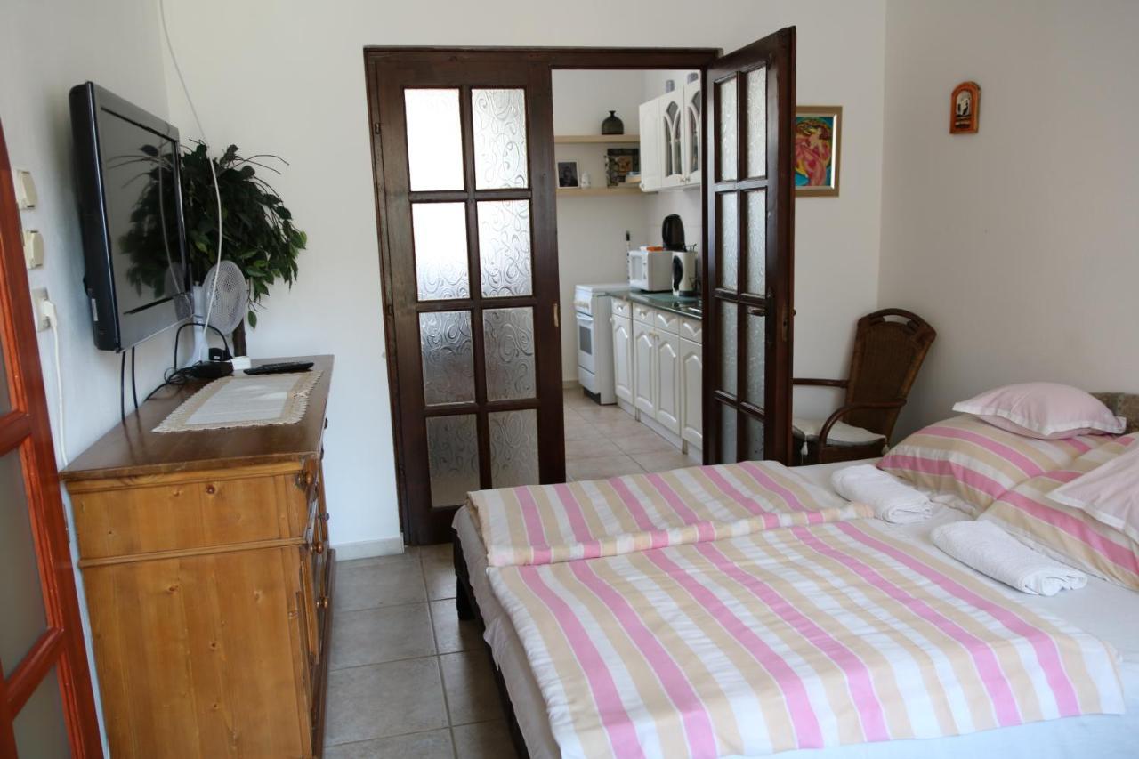 Orosz Apartmanház Gyula Apartman Kültér fotó